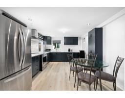 14 Rue De Clarendon, Portage Du Fort, QC J0X2T0 Photo 7