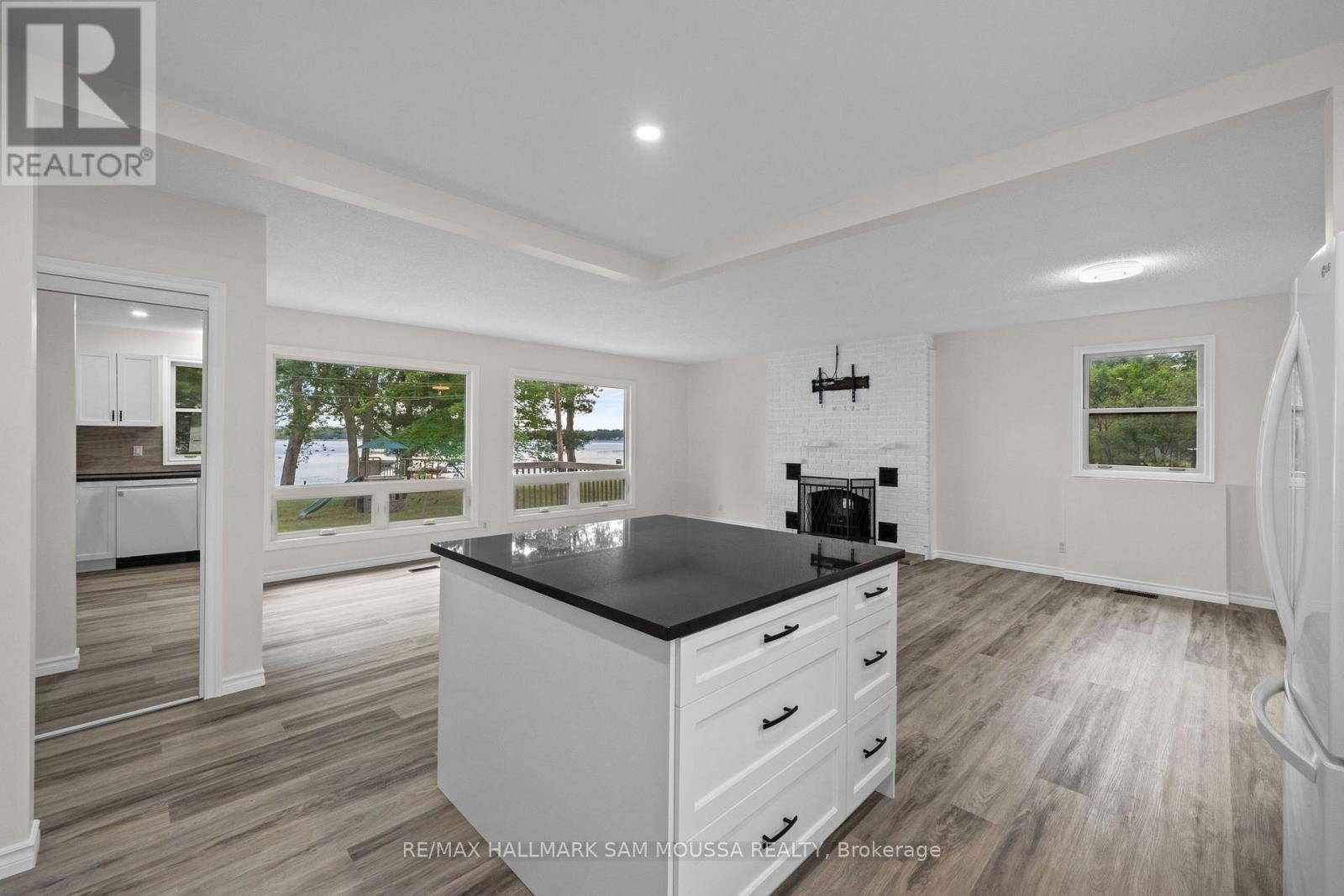 3 Bed, 2 Bath House for Sale in Ottawa – 208 BAILLIE AVENUE, Ottawa – MLS# X13673968 - Image 9