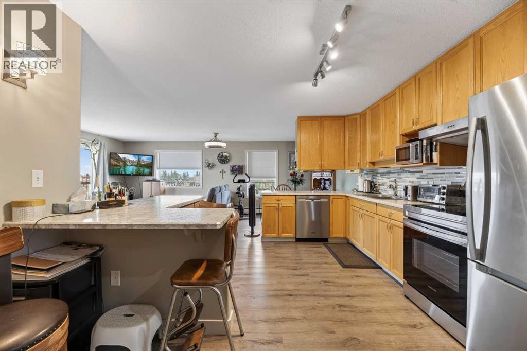 #404 4514 54 Avenue - 5