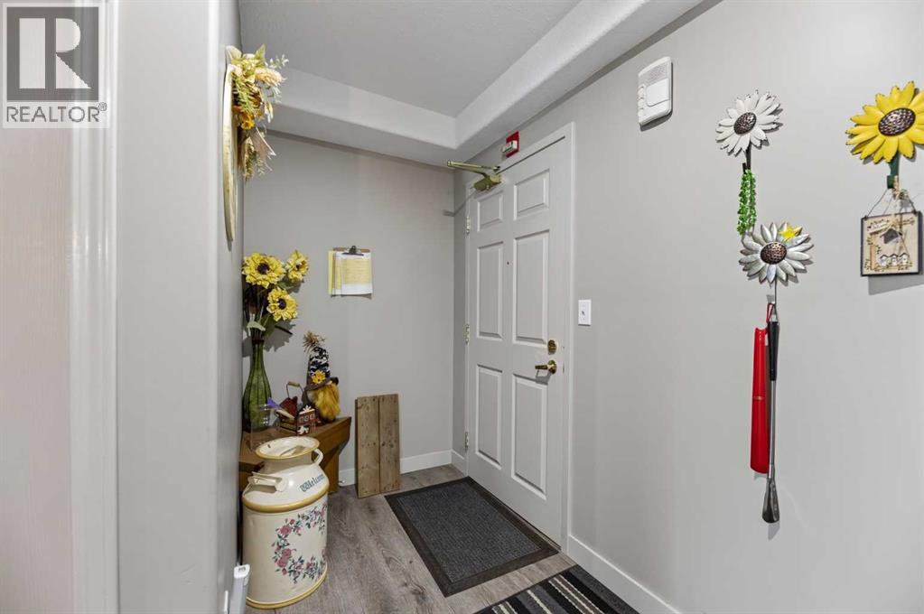 #404 4514 54 Avenue - Image 3