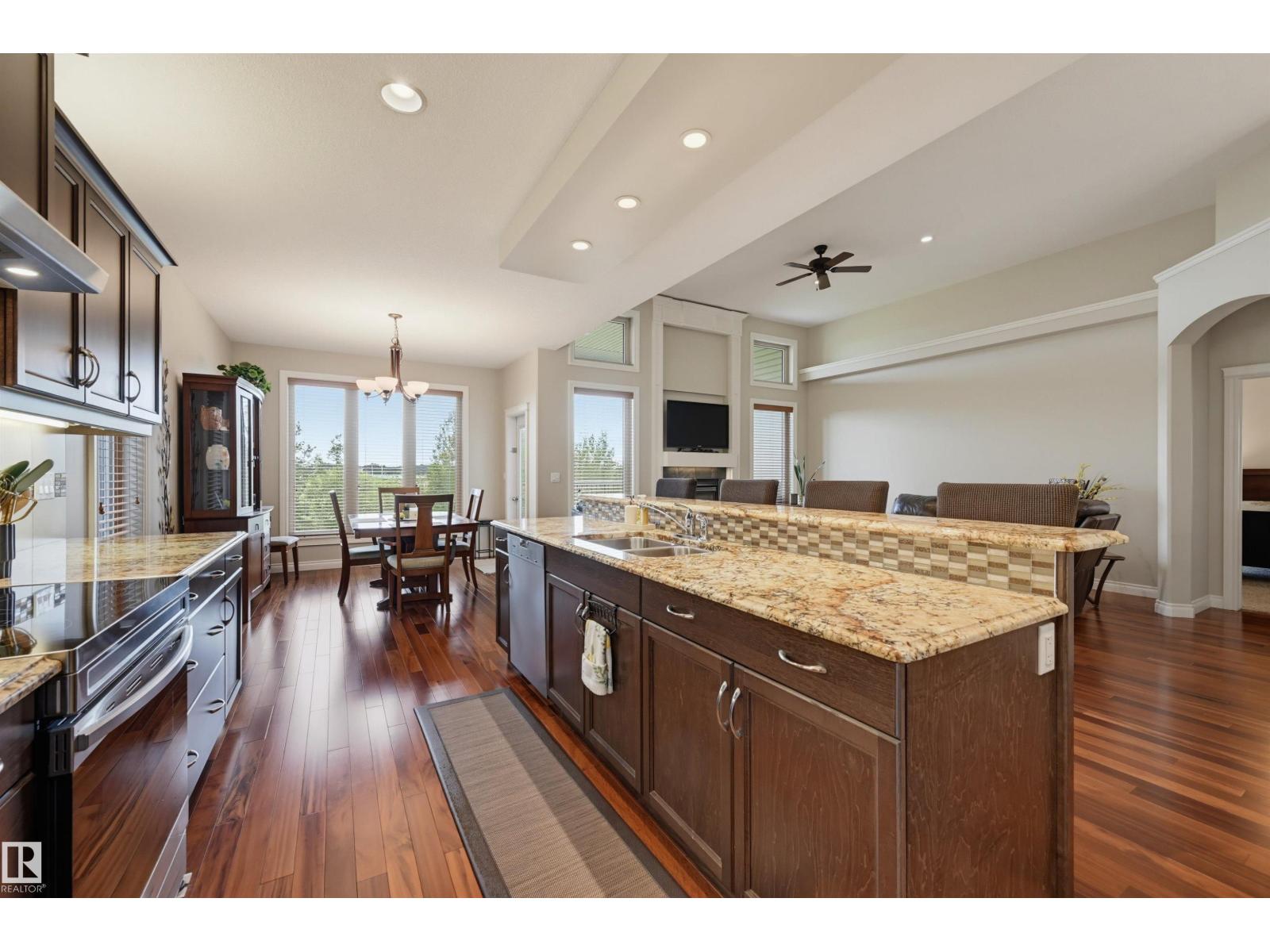 49 DANFIELD Place - Photo 16