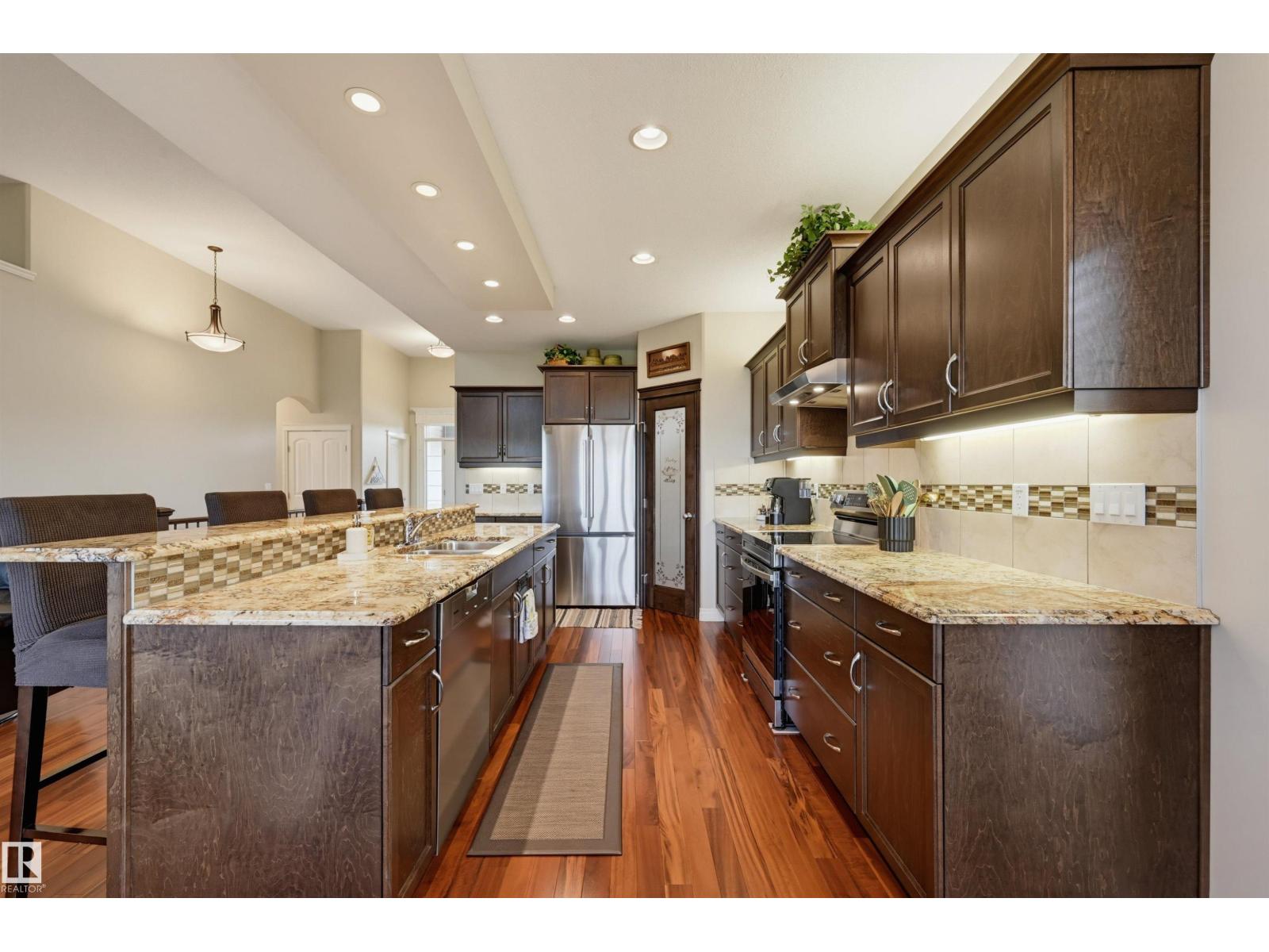 49 DANFIELD Place - Photo 13