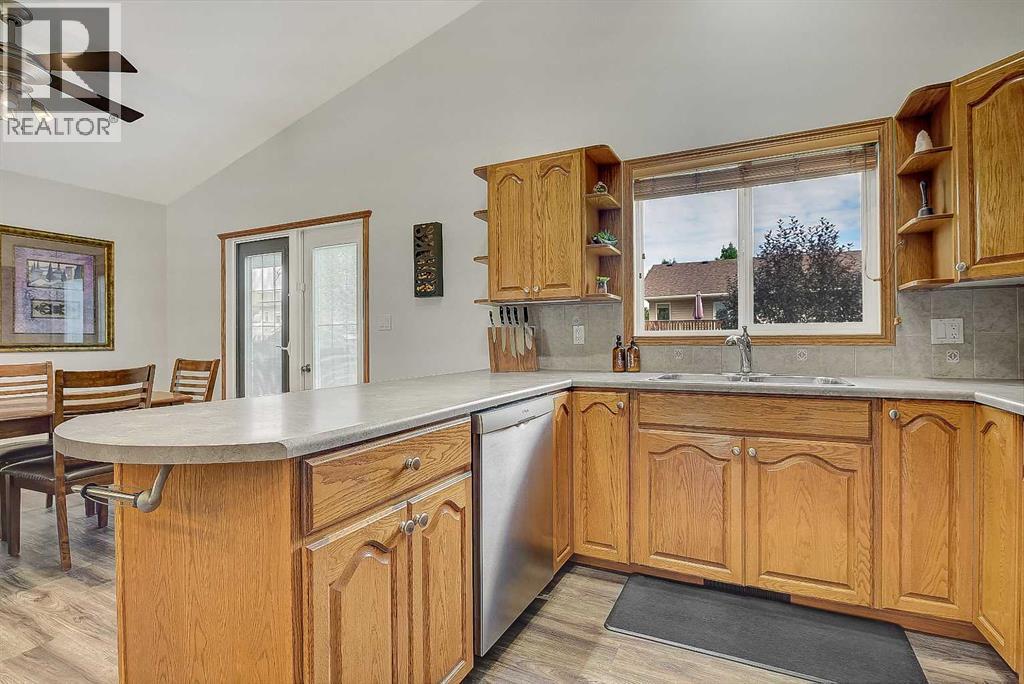 10922 66 Avenue - 9