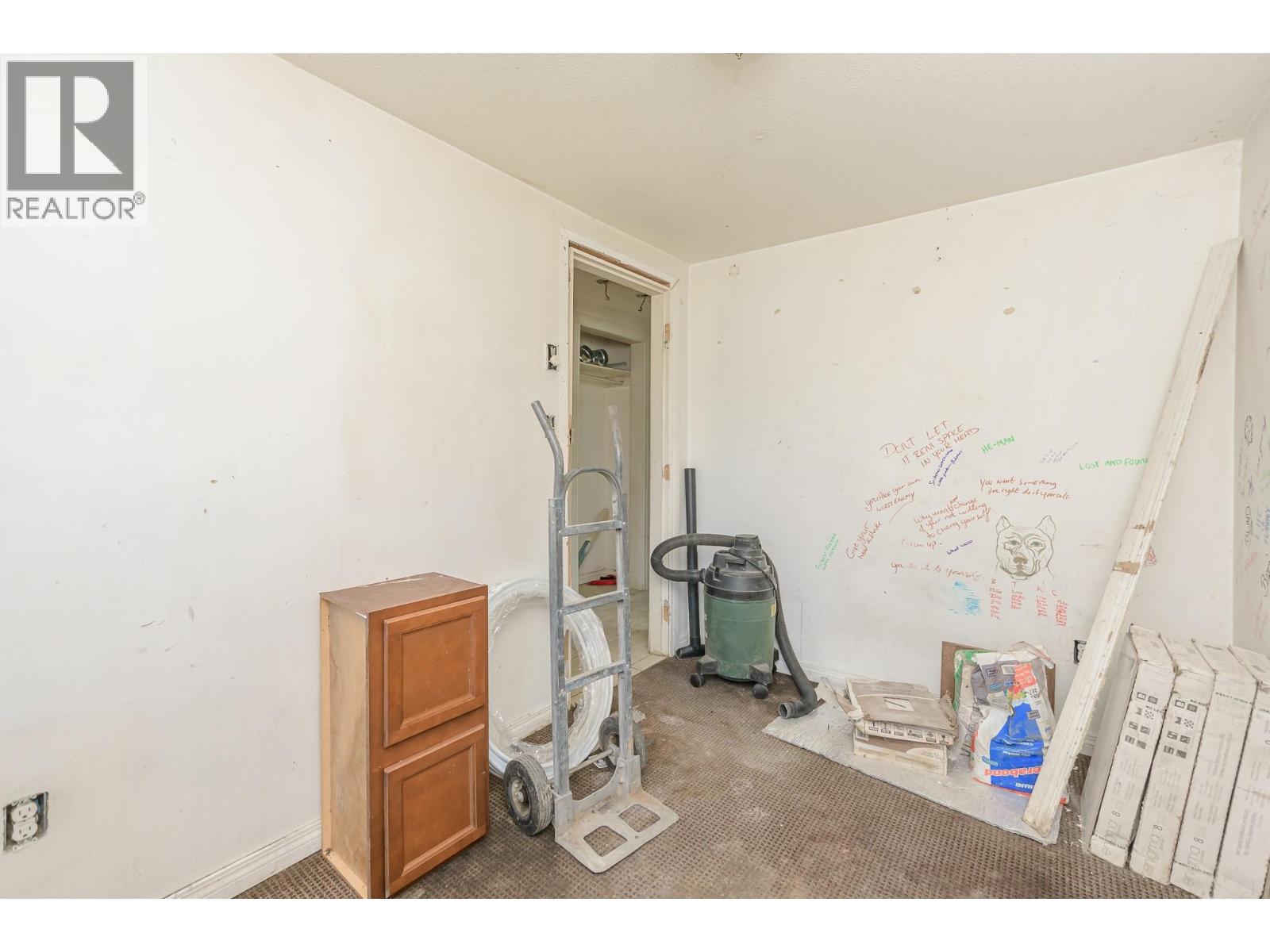 630 5 Street SE - 25