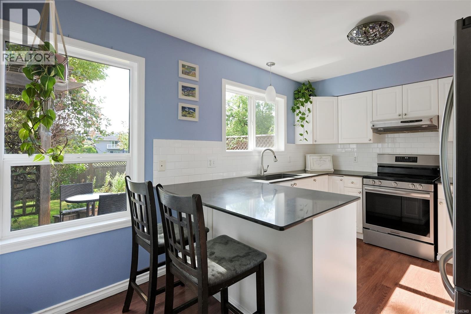 2959 Robalee Pl - 18