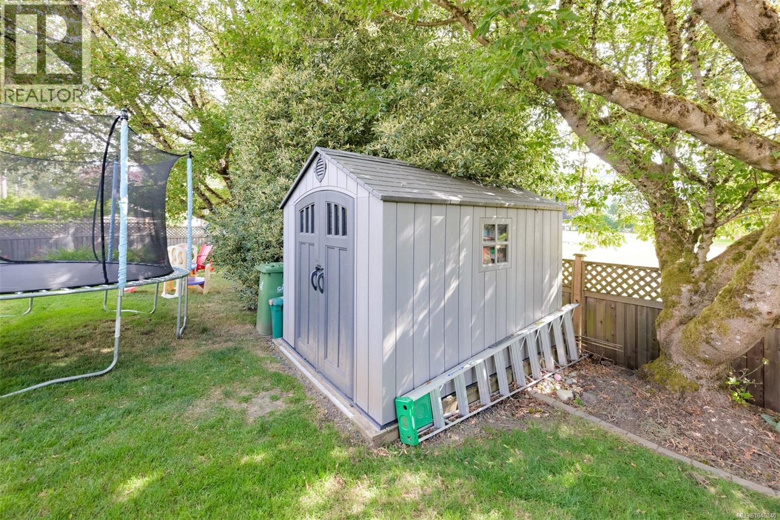 2959 Robalee Pl - Image 54