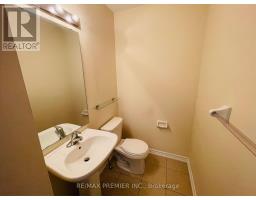 32 Shiff Crescent, Brampton, ON L6Z0H6 Photo 13