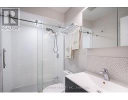 8 Jensen Court, Vaughan, ON L6A2T6 Photo 29