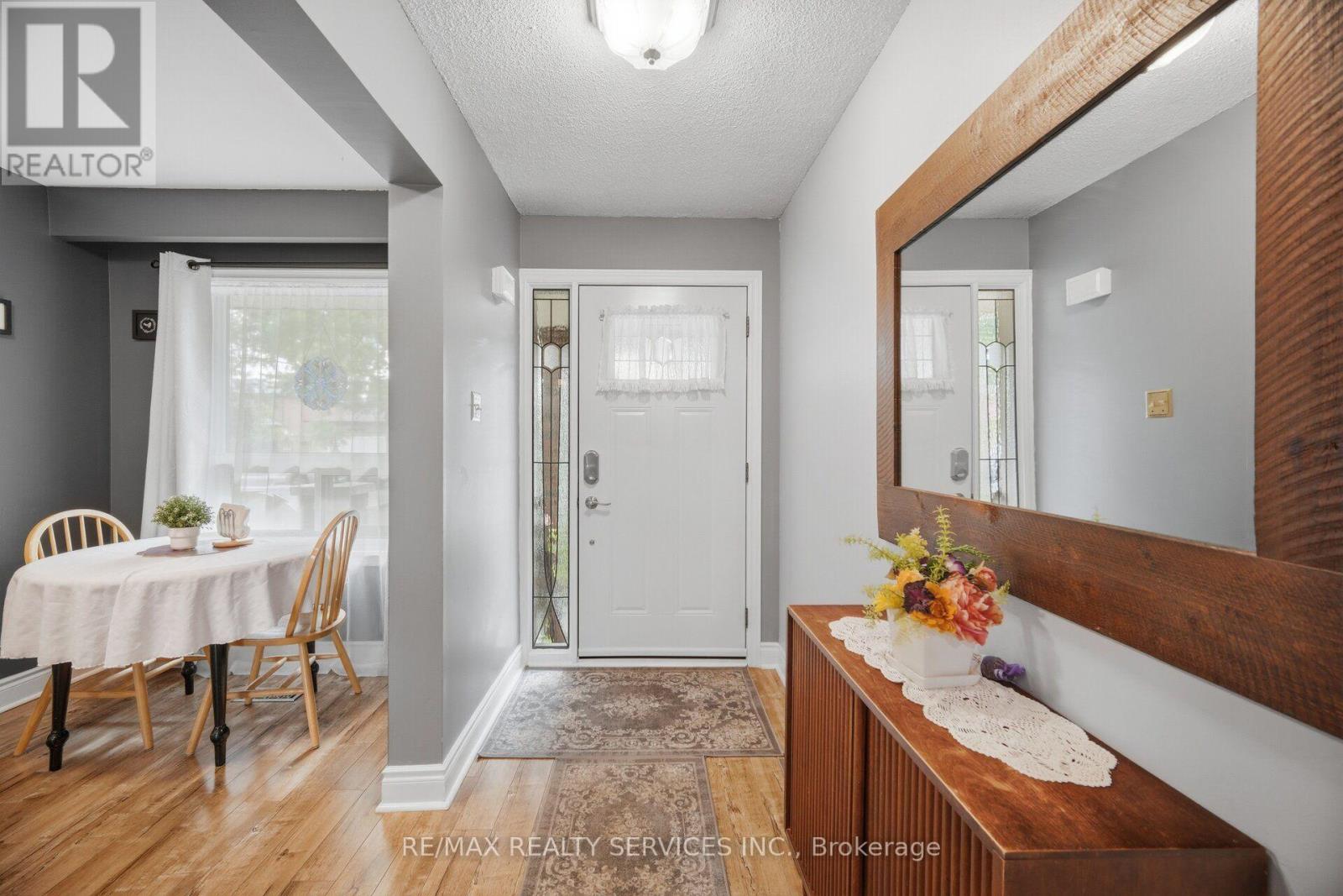 152 WEYBRIDGE TRAIL - 5