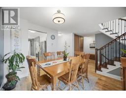152 Weybridge Trail, Brampton, ON L6V3W2 Photo 13