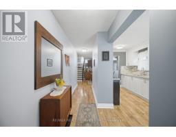 Bedroom 3 - 152 Weybridge Trail, Brampton, ON L6V3W2 Photo 6