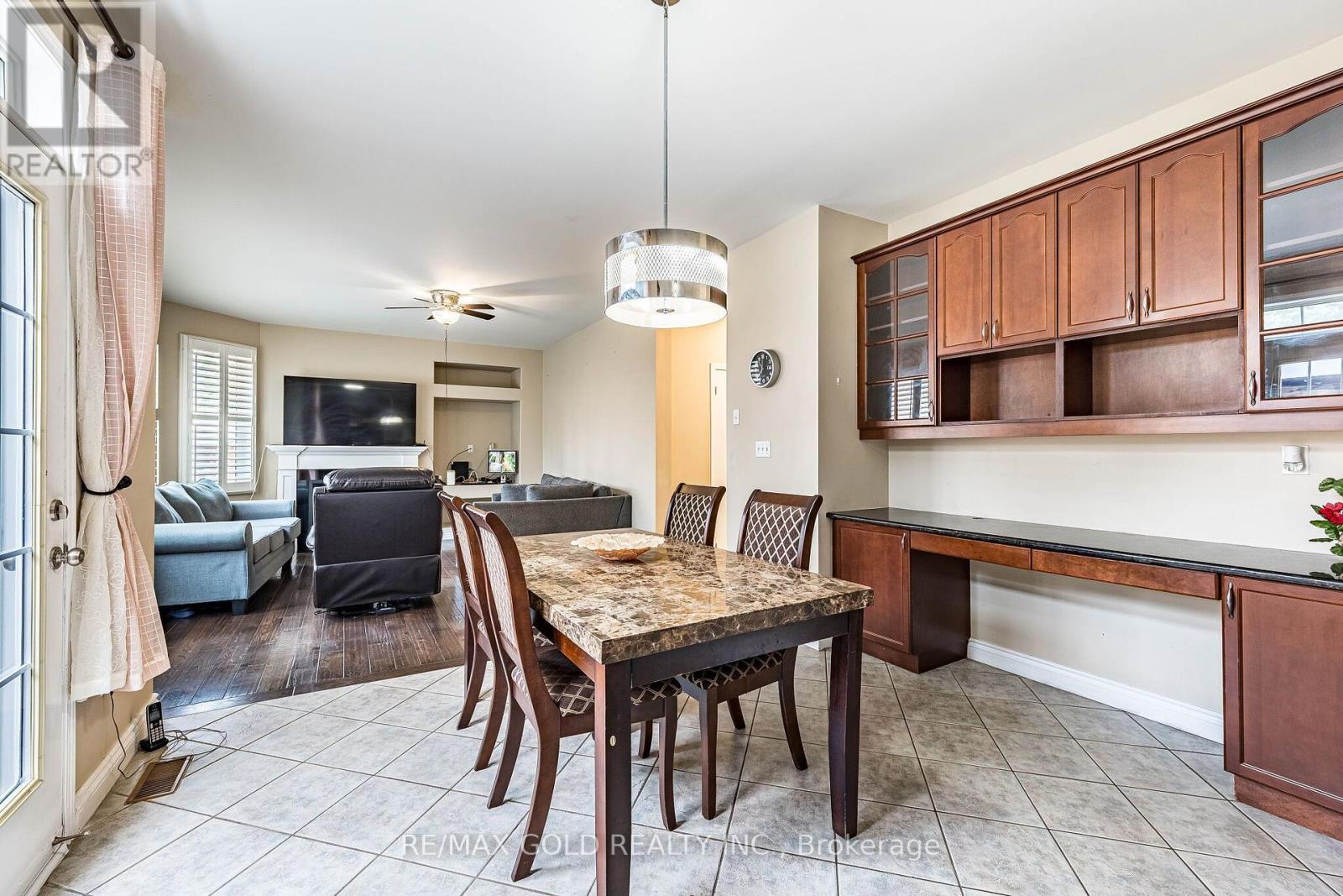 119 GLAZEBROOK CRESCENT - 16