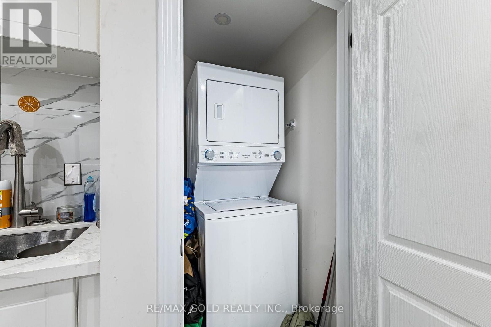 119 GLAZEBROOK CRESCENT - Image 22