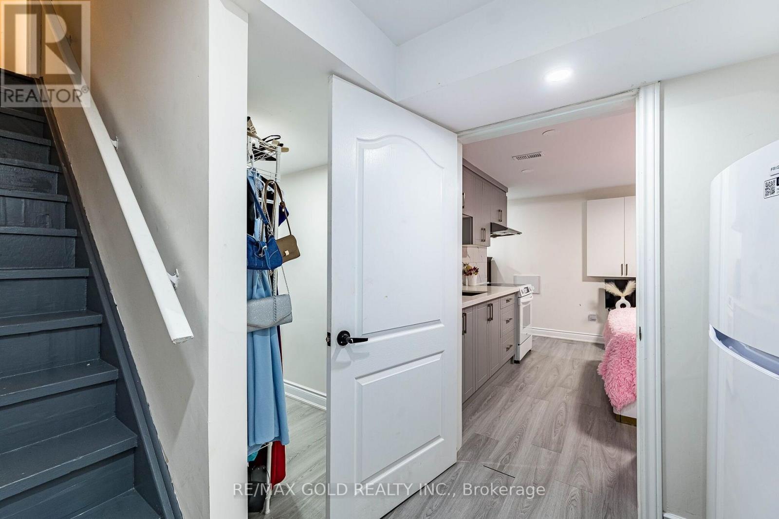 119 GLAZEBROOK CRESCENT - 37