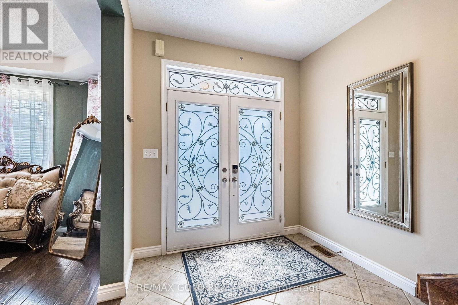 119 GLAZEBROOK CRESCENT - Image 5