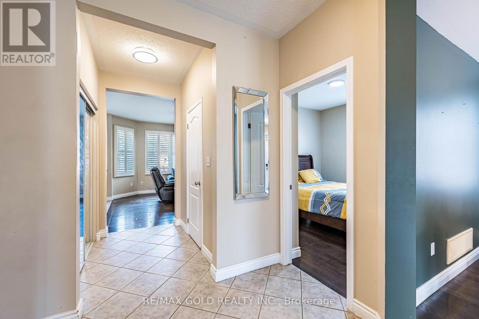 119 GLAZEBROOK CRESCENT - Image 9