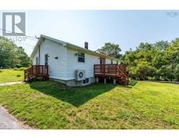 4pc Ensuite bath - 9515 Highway 8, Lequille, NS B0S1A0 Photo 7