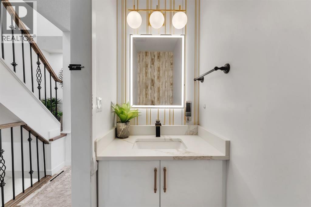 316 Templeton Circle Northeast - Photo 18
