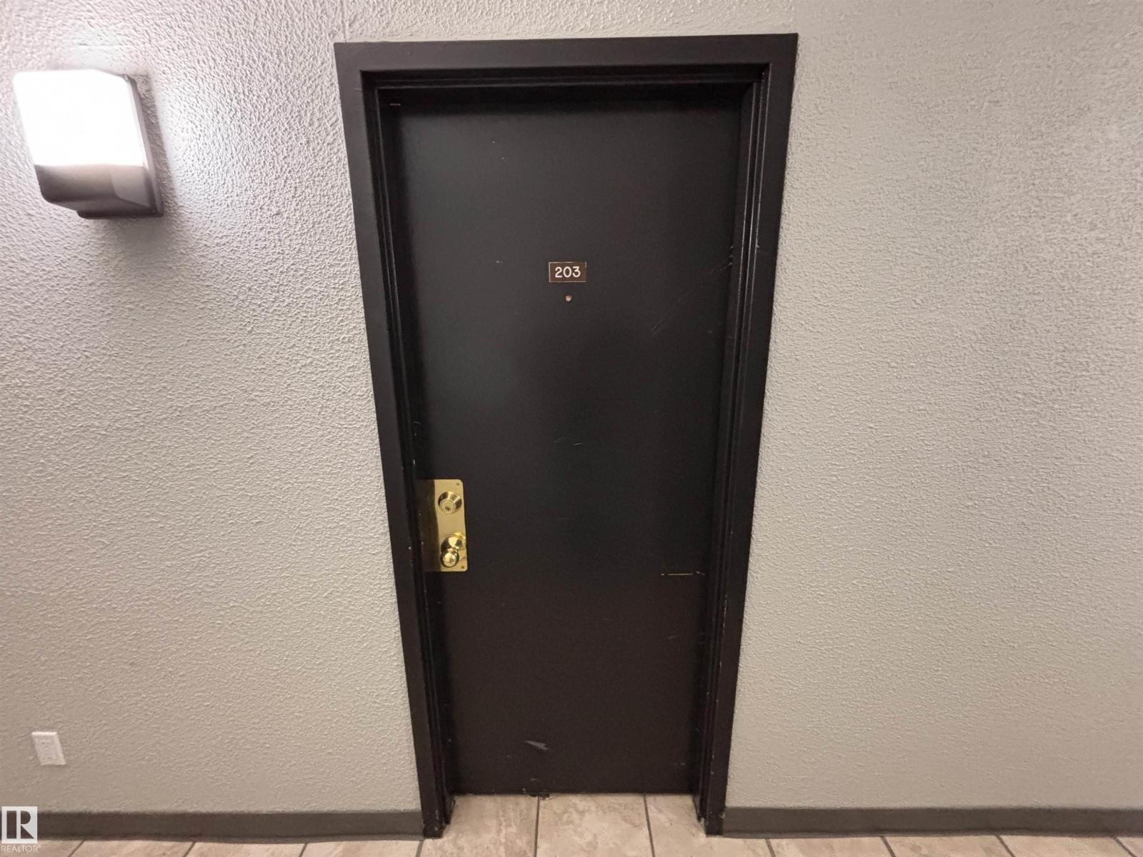 #203 12831 66 ST NW - 5