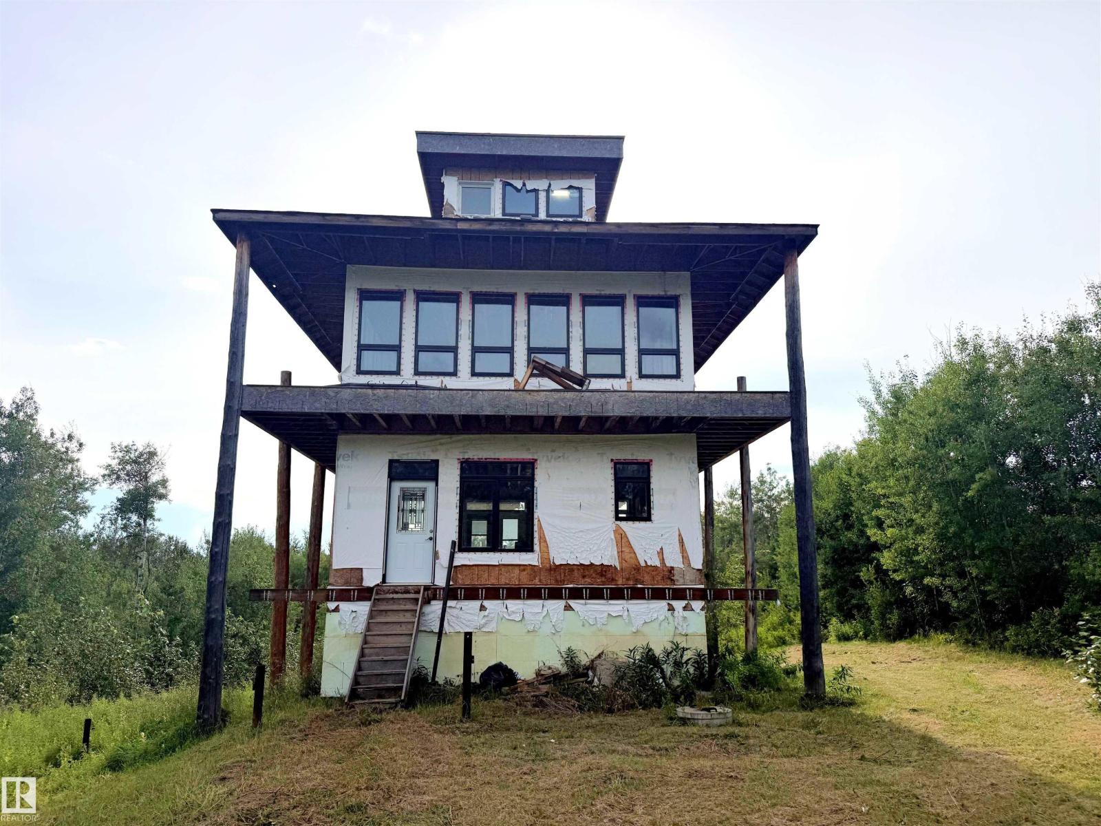 #60 52228 RGE ROAD 30 - 13