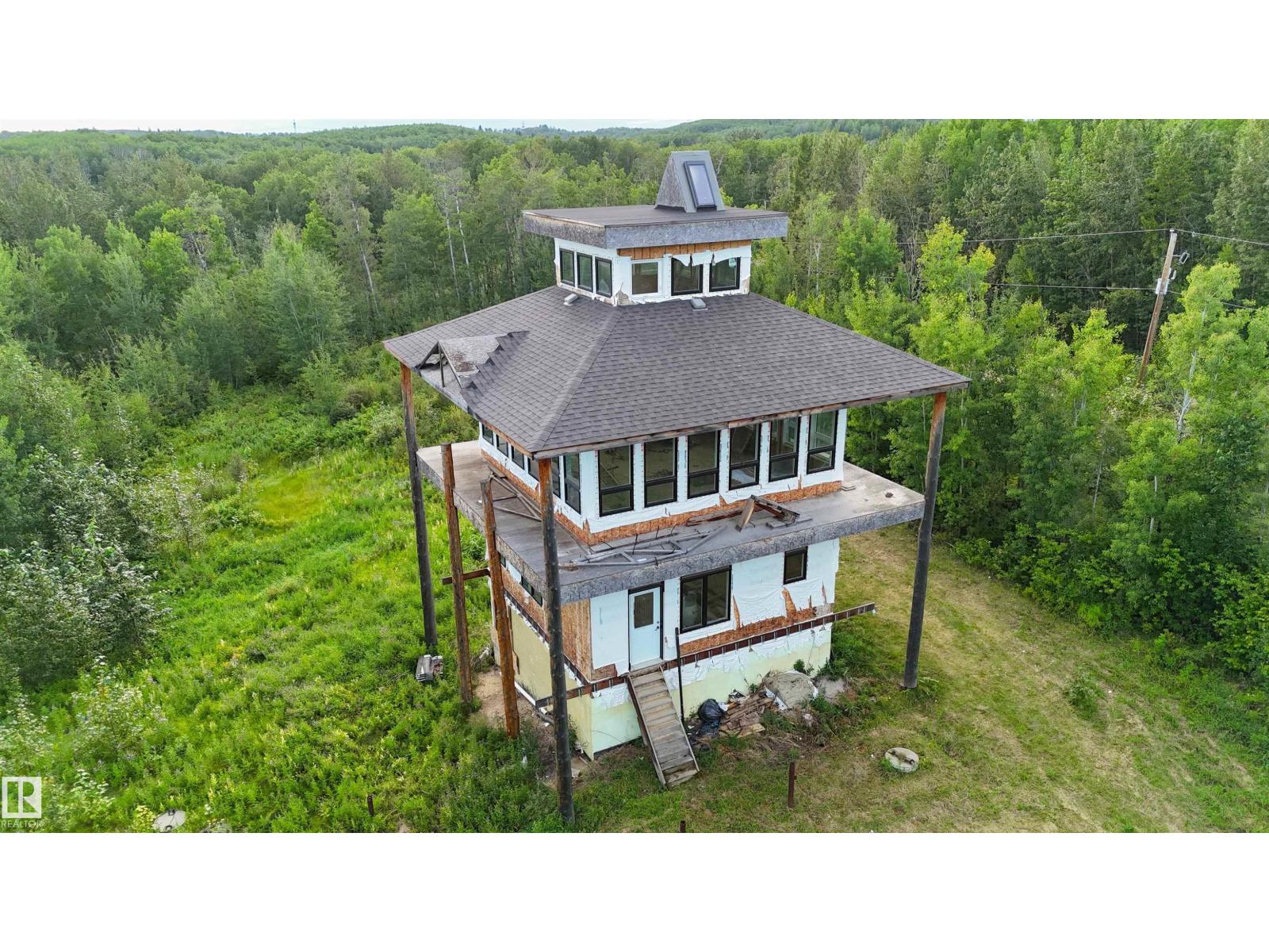 #60 52228 RGE ROAD 30 - 16