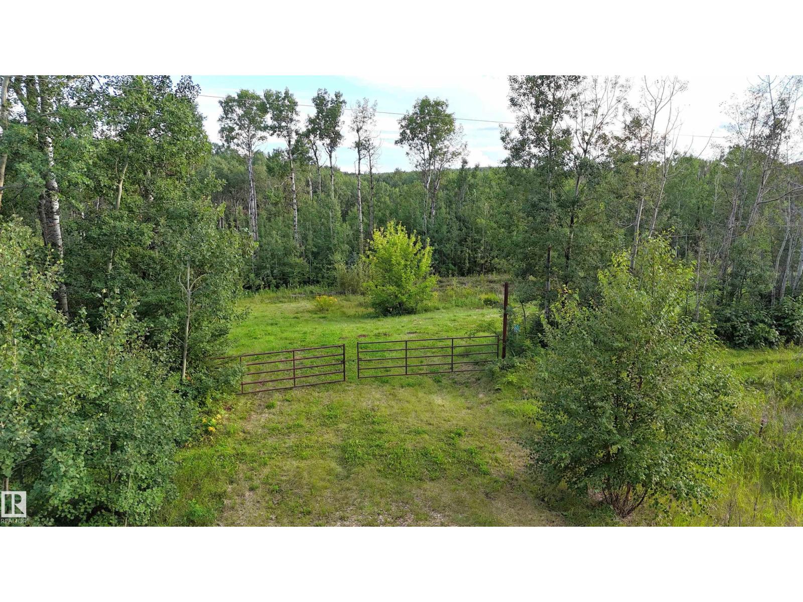 #60 52228 RGE ROAD 30 - 4