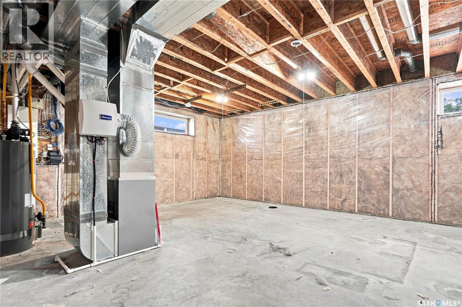604 Silver Birch LANE - Image 36