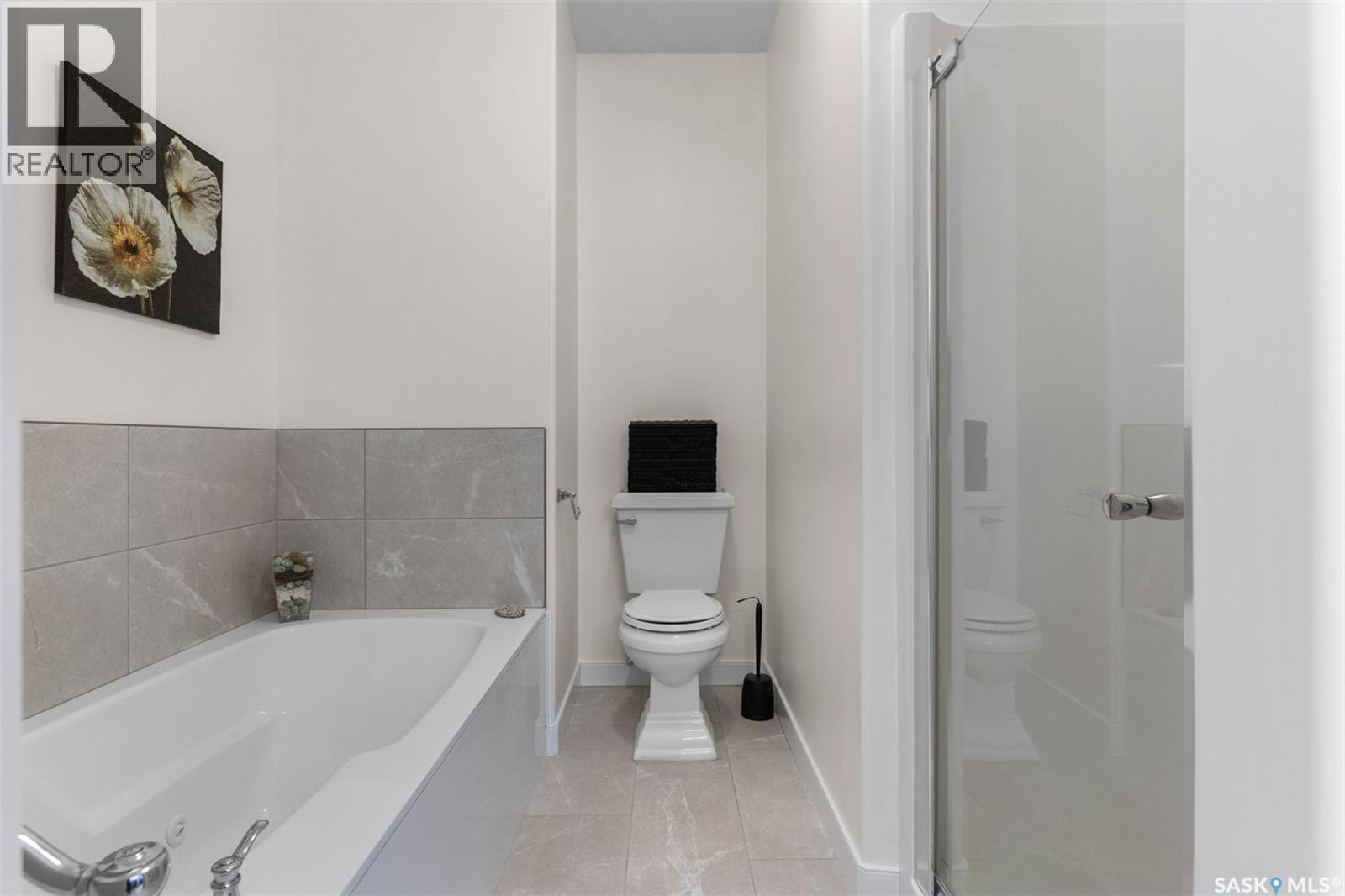 #303 401 Cartwright STREET - 14