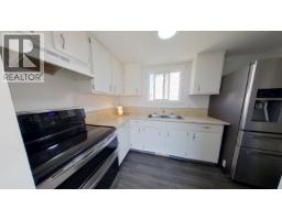 8836 101 Avenue, Fort St  John, BC V1J5G2 Photo 12