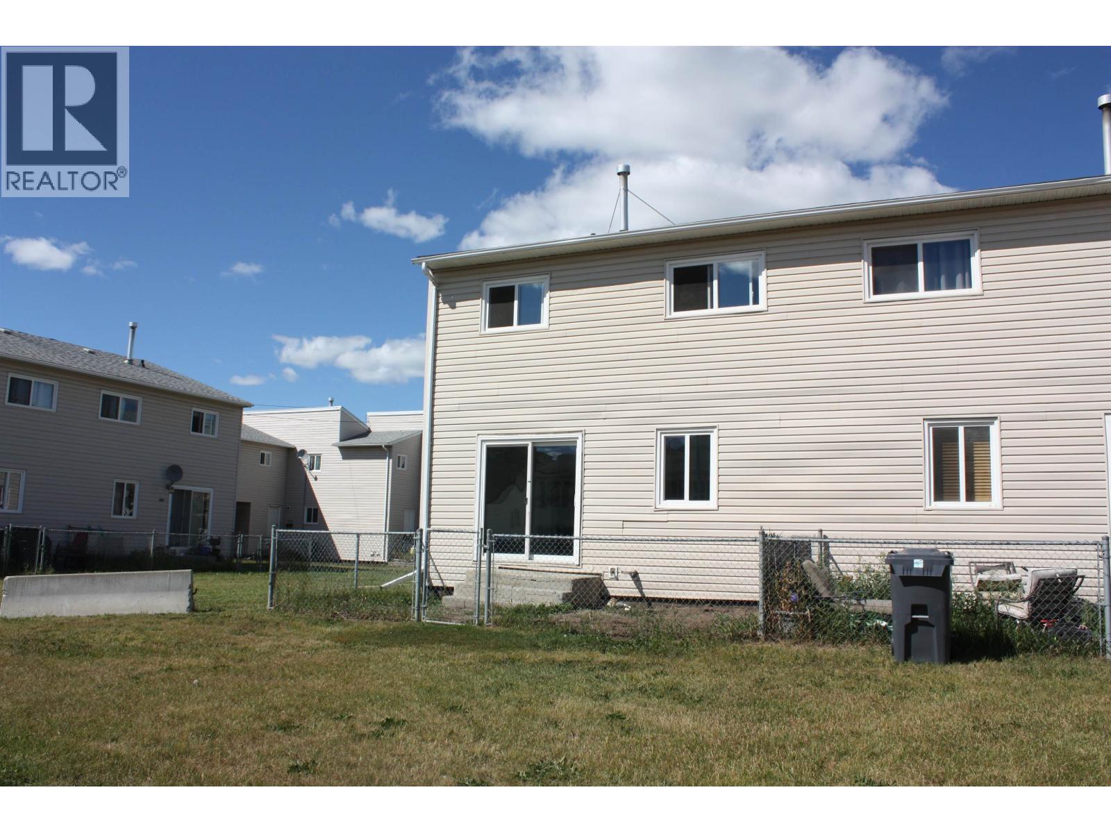 8836 101 AVENUE - 2