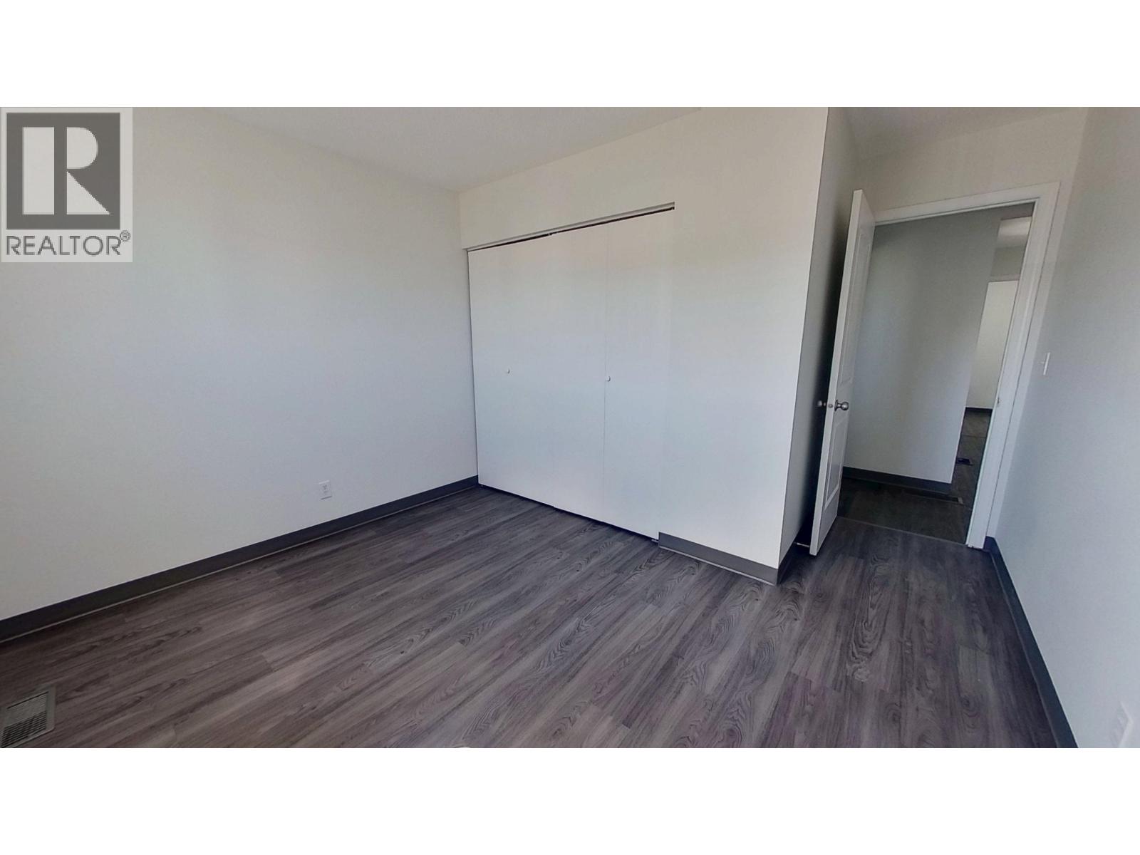 8836 101 AVENUE - Image 21