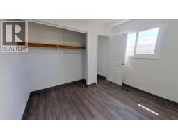 8836 101 Avenue, Fort St  John, BC V1J5G2 Photo 23