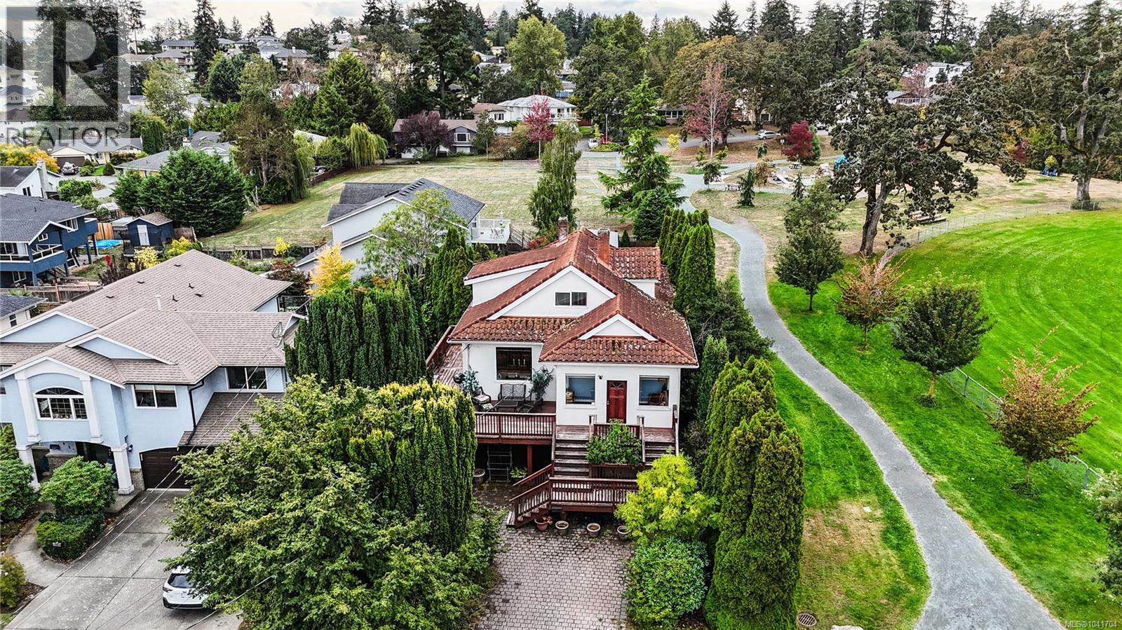 Property for sale at 1295 Santa Rosa Ave