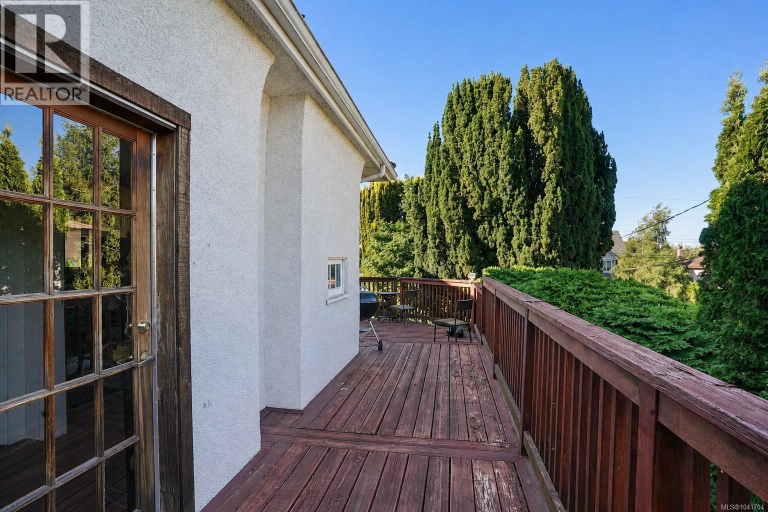 1295 Santa Rosa Ave - Image 36