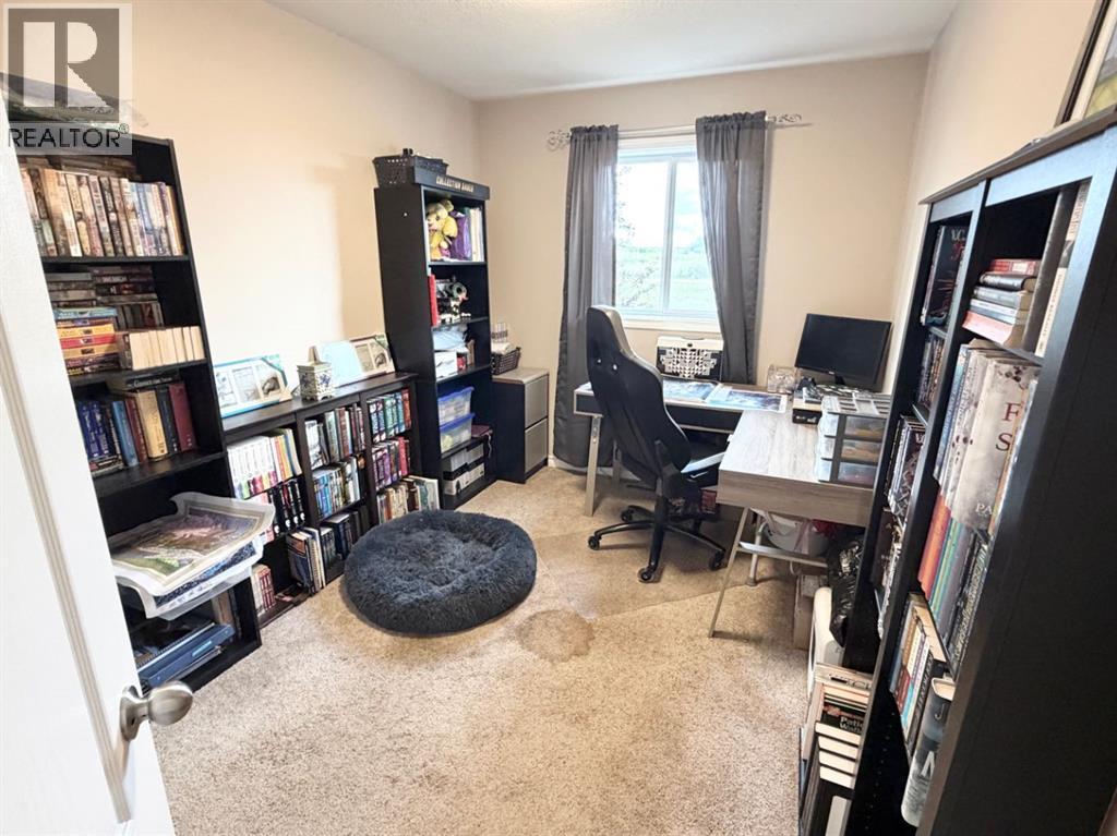 9804 102 Avenue - 18