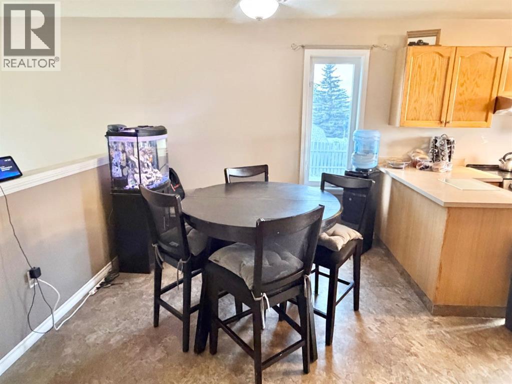 9804 102 Avenue - Image 7