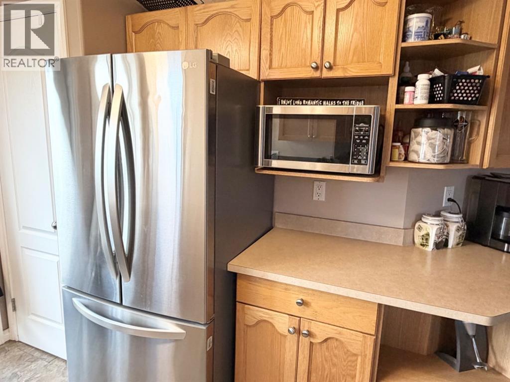9804 102 Avenue - Image 10