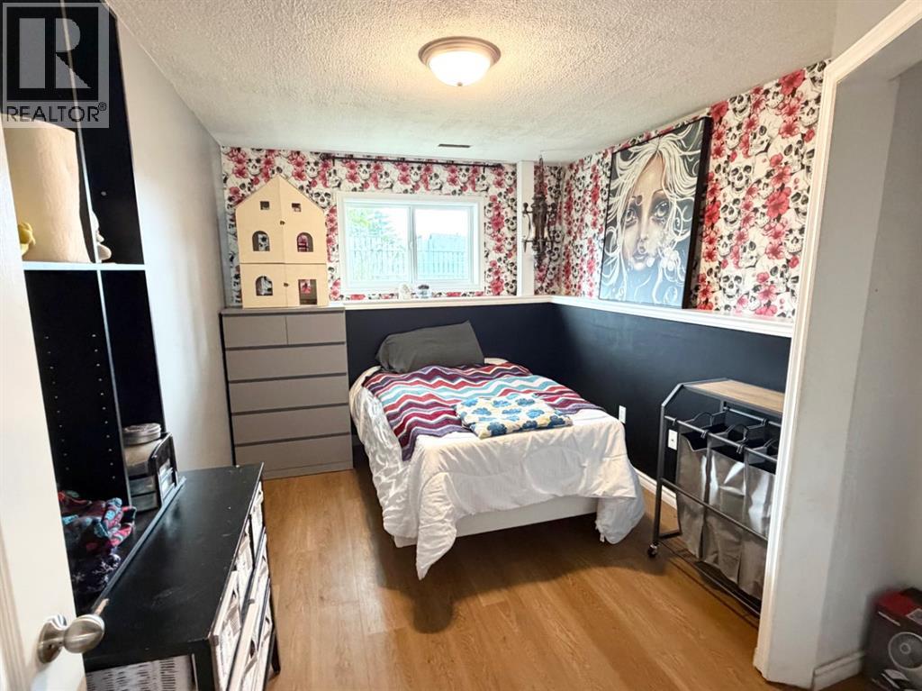 9804 102 Avenue - Image 26
