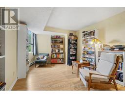 Bathroom - 302 - 2850 Carling Avenue, Ottawa, ON K2B8M4 Photo 9