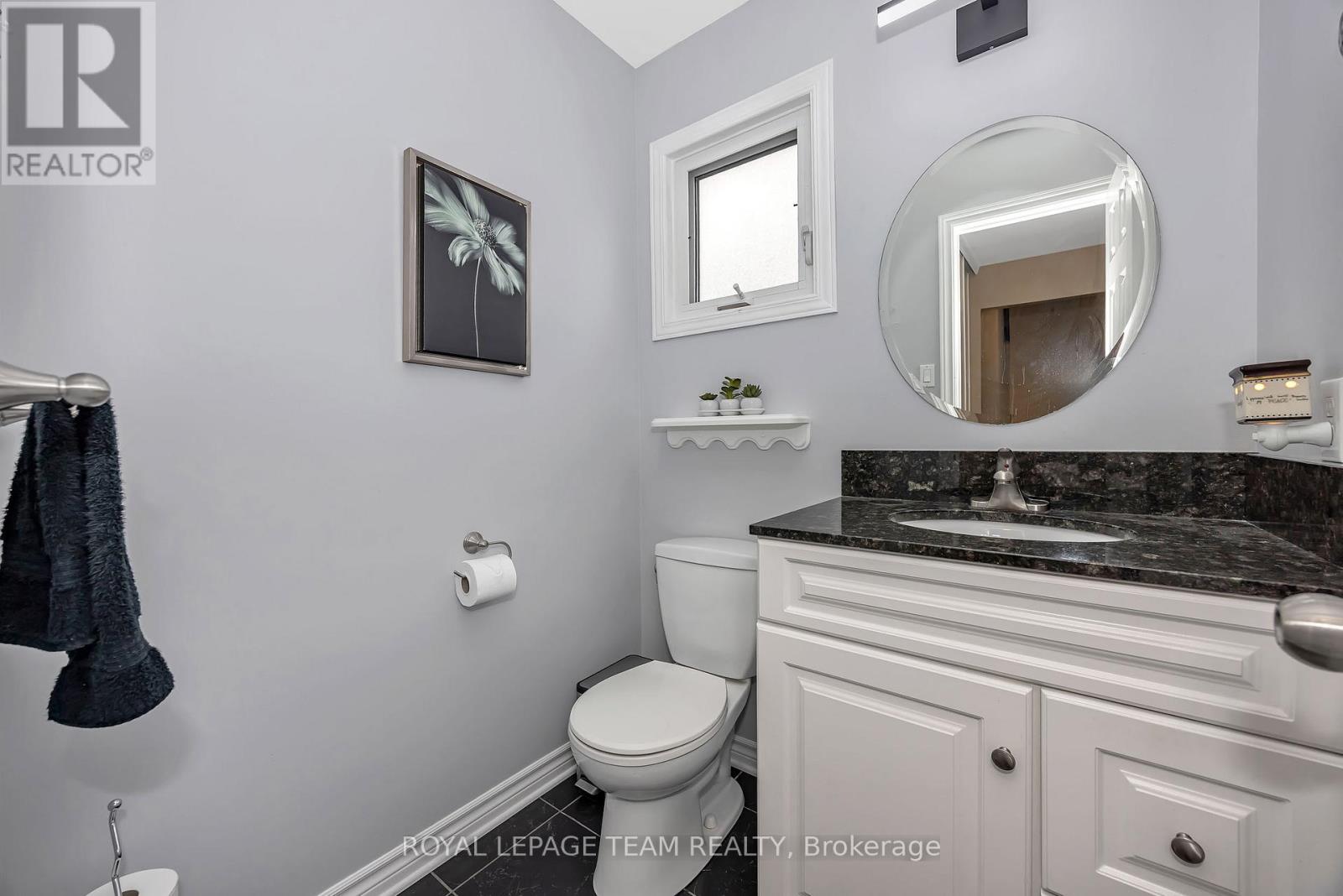3 Bed, 2 Bath House for Sale in Ottawa – 25 TAMBLYN CRESCENT, Ottawa – MLS# X13674008 - Image 8