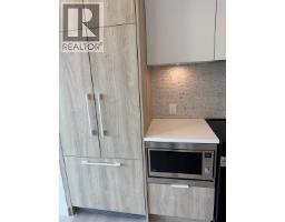 30* 1616 Lloyd Avenue, North Vancouver, BC V7P1S5 Photo 7