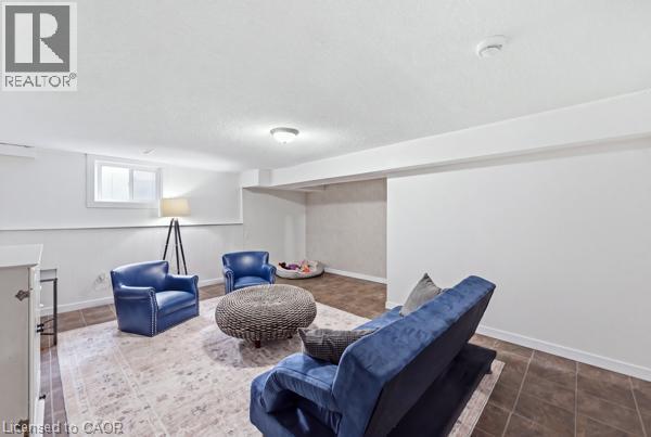 #41 15 GREEN VALLEY Drive - Image 29
