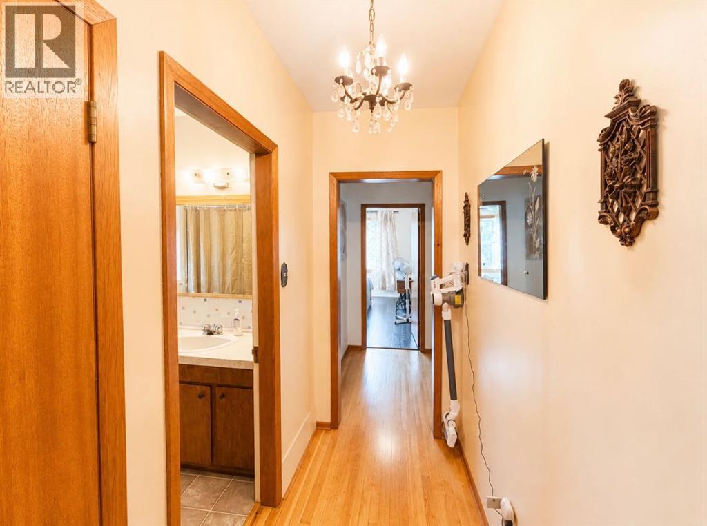 56 1 Street West - Photo 29