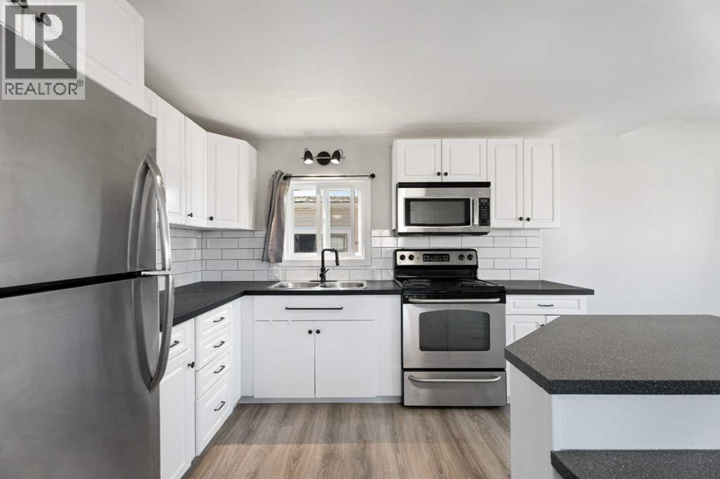 232 Polar Avenue Northeast - Photo 22