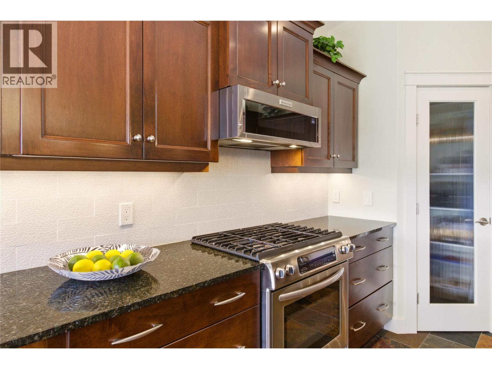 1443 Wilmot Avenue - 18