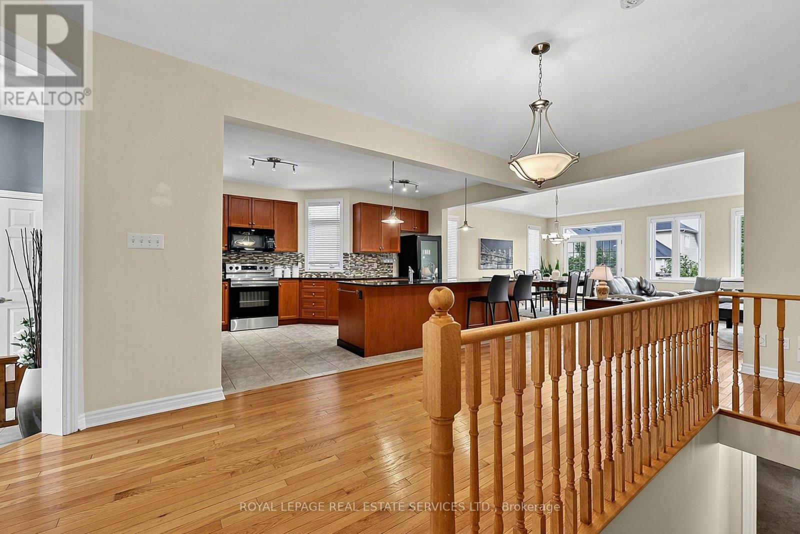 17 LEEWARD CIRCLE - 6