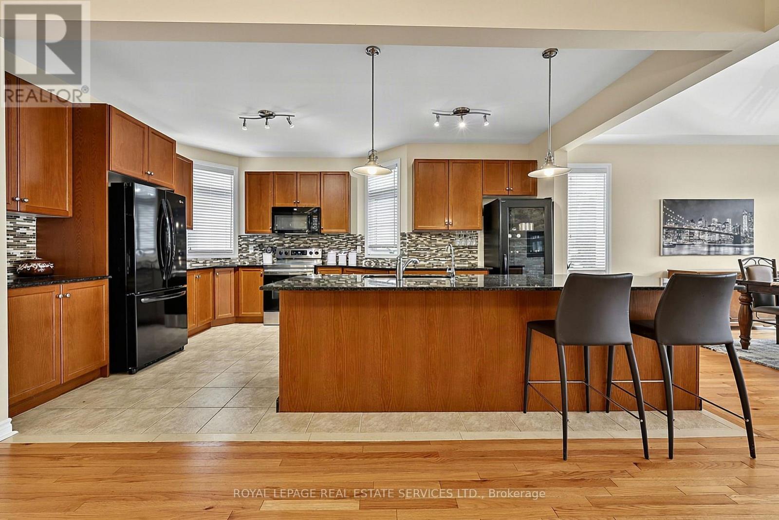 17 LEEWARD CIRCLE - Image 7