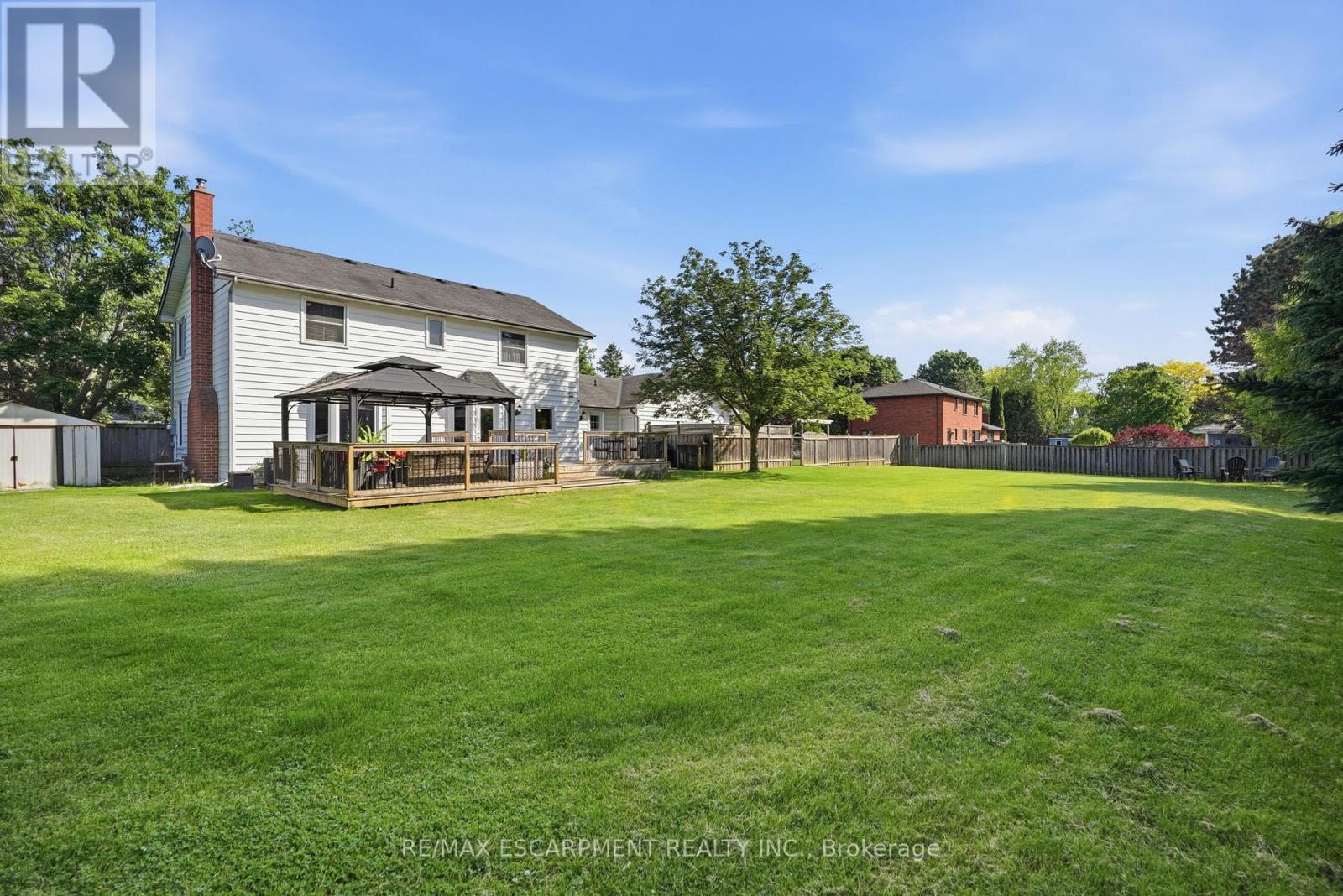 1 MEANDER CLOSE - 45