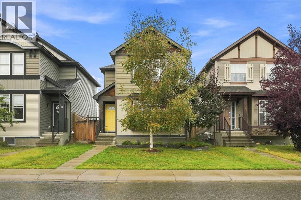 106 Autumn Crescent SE - 2