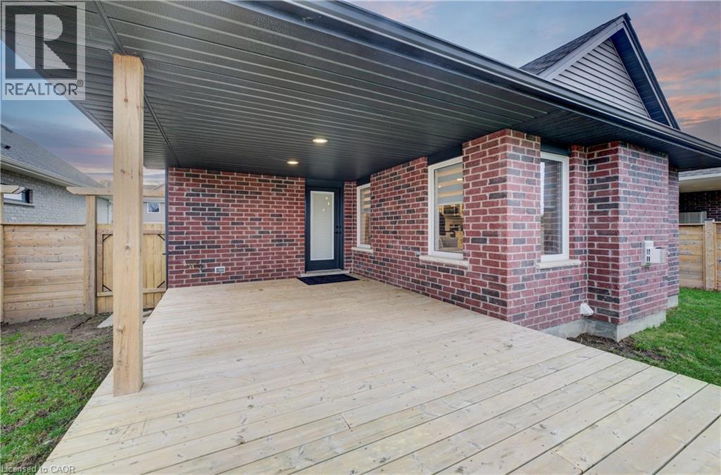 4 LIVINGSTON Drive - Image 42